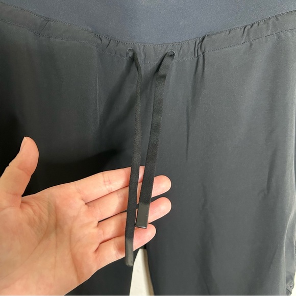 Athleta Attitude Lined Pant black 6 - Picture 3 of 12